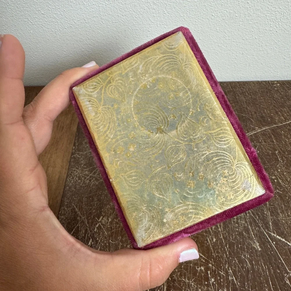 Vintage‎ Cellinicraft gold burgundy velvet jewelry gift box